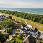 View 2 Semesterbostad
