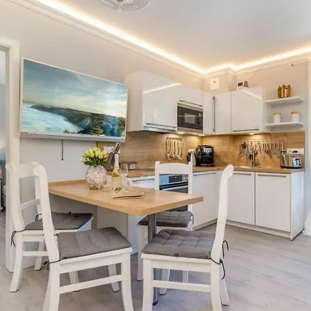 View 2 Nyaraló Zingst